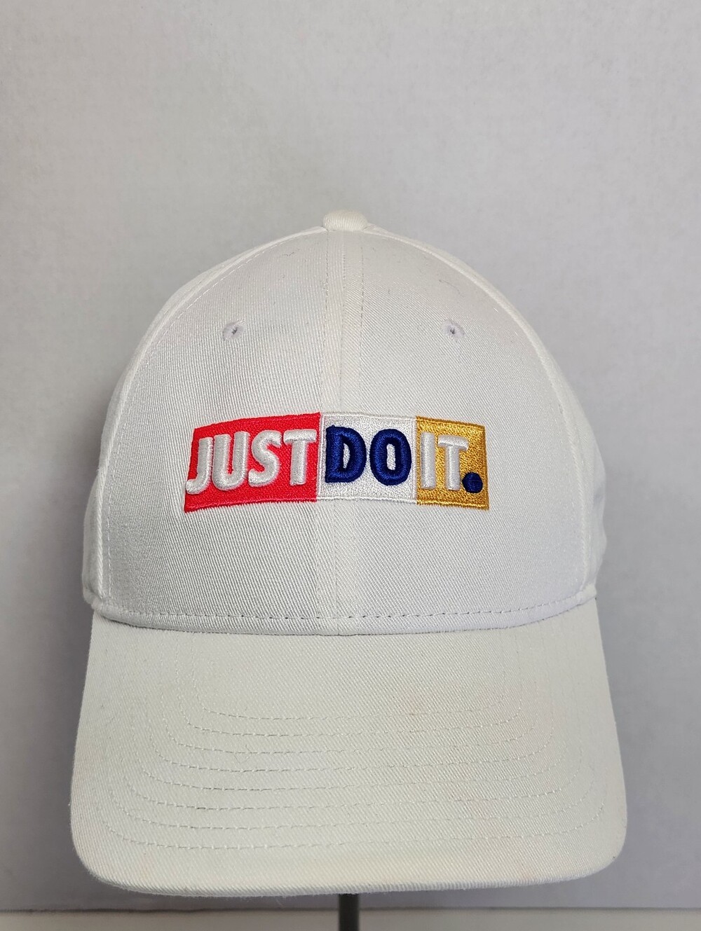 Nike Classic Just Do It Men's One Size Snapback Adjustable Baseball Hat